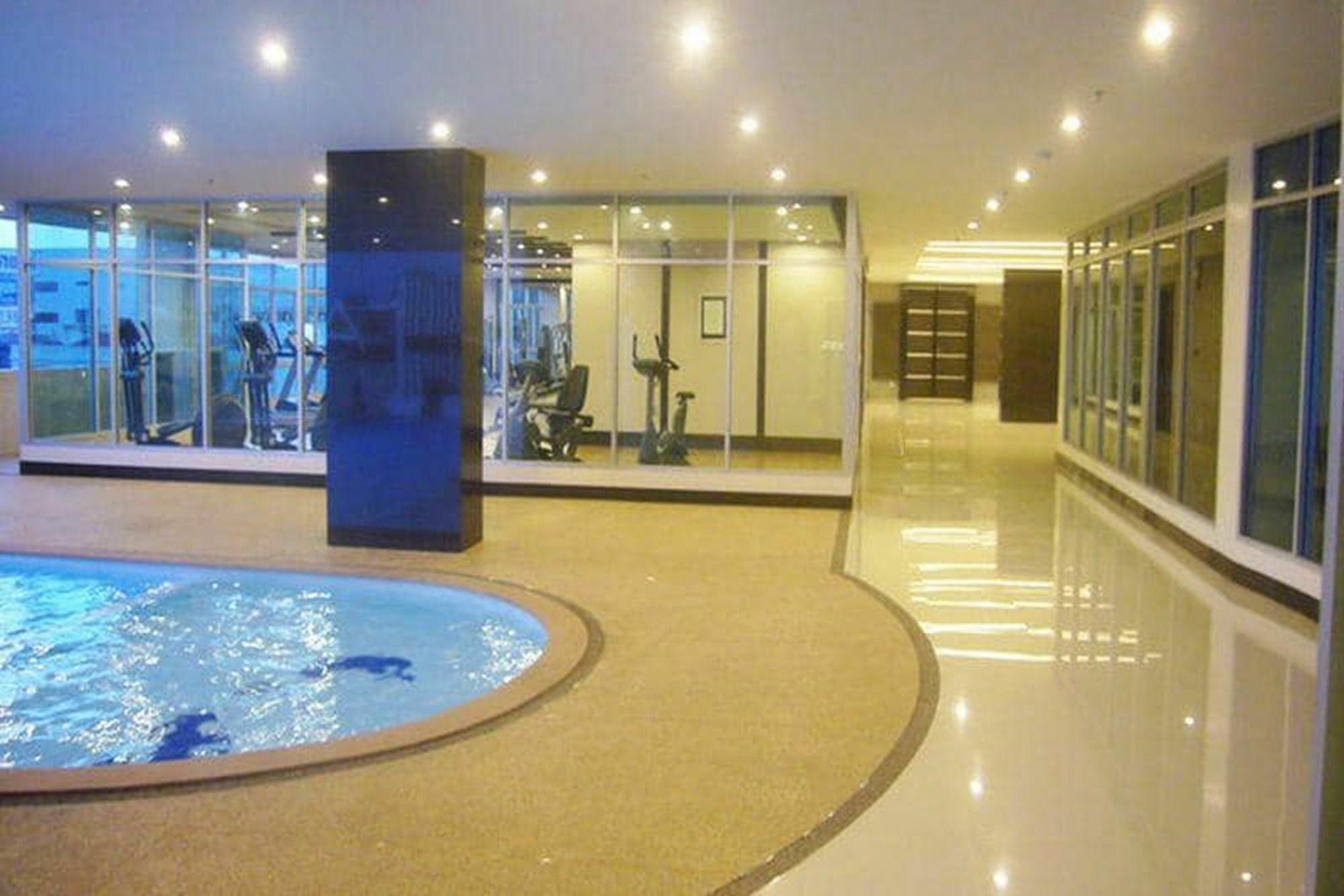 Eak Condoview Chonburi Exterior foto