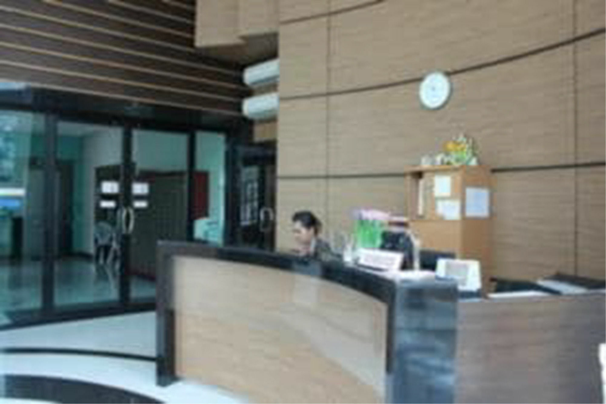 Eak Condoview Chonburi Exterior foto