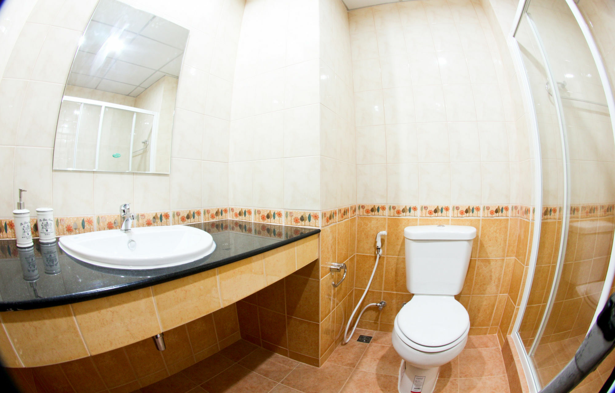 Eak Condoview Chonburi Exterior foto