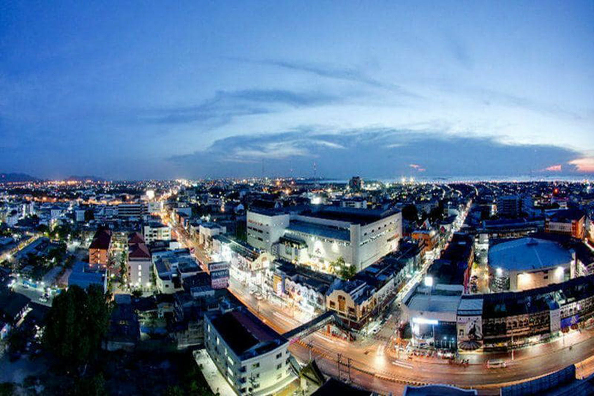 Eak Condoview Chonburi Exterior foto